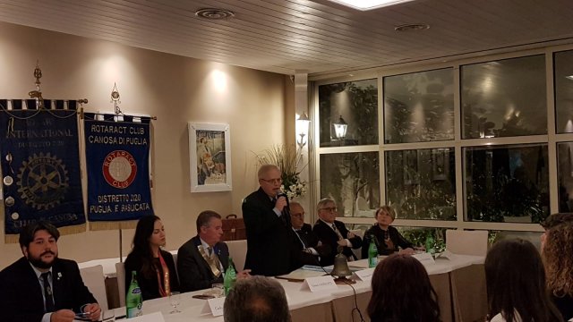 Celebrazione della Costituzione dell'Interact Club di Canosa